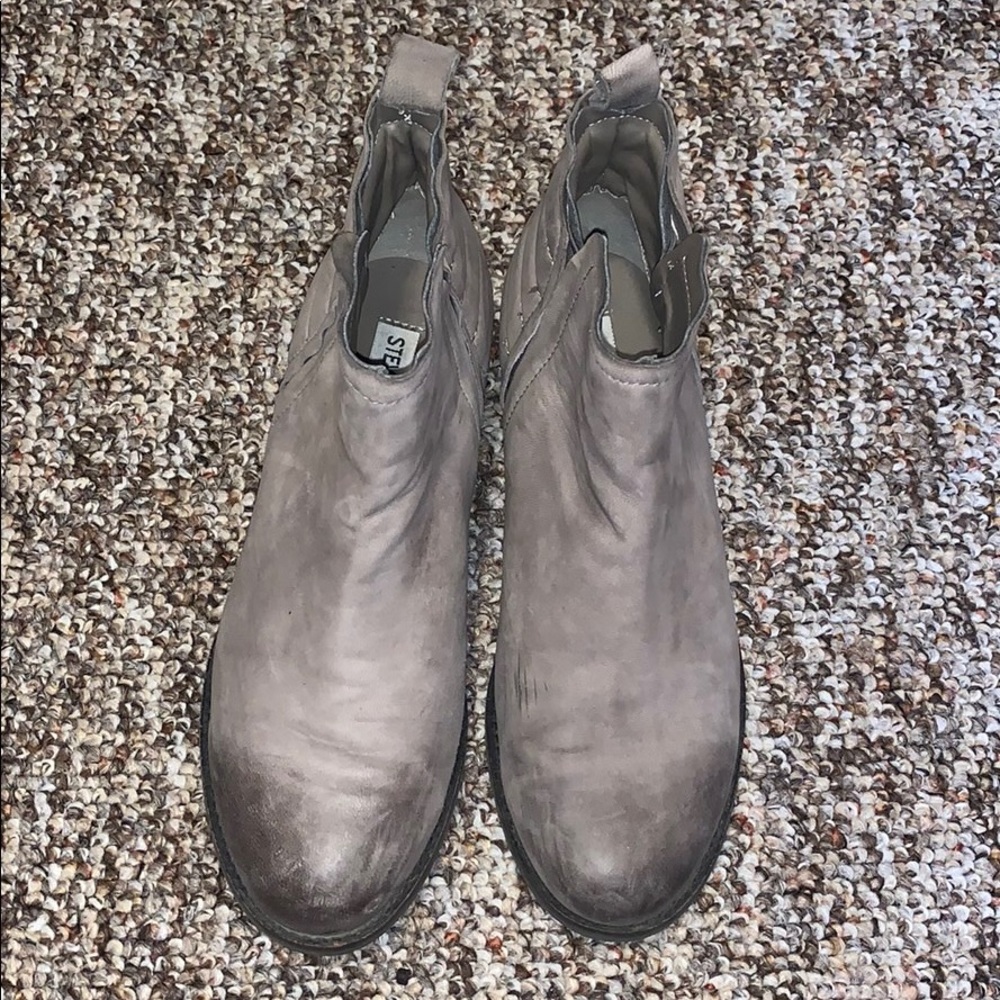 Steve Madden chunky grey leather boots size 7